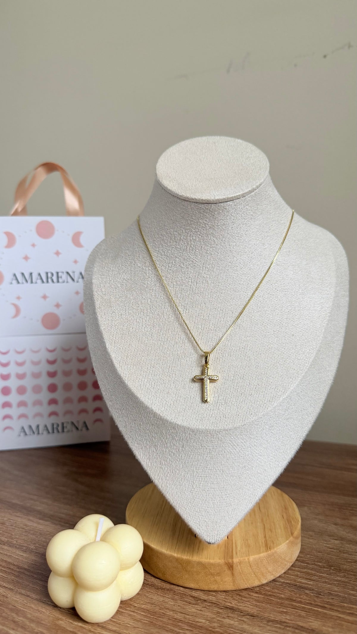 COLLAR CRUZ ZIRCONIAS